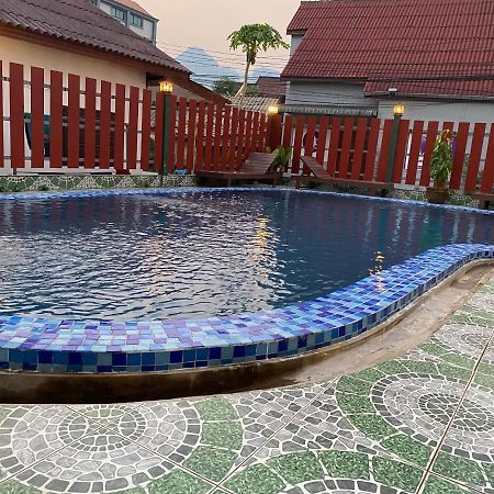 Premier Vang Vieng Hotel Экстерьер фото