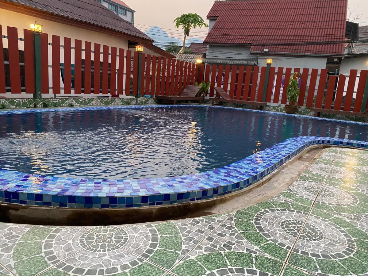 Premier Vang Vieng Hotel Экстерьер фото