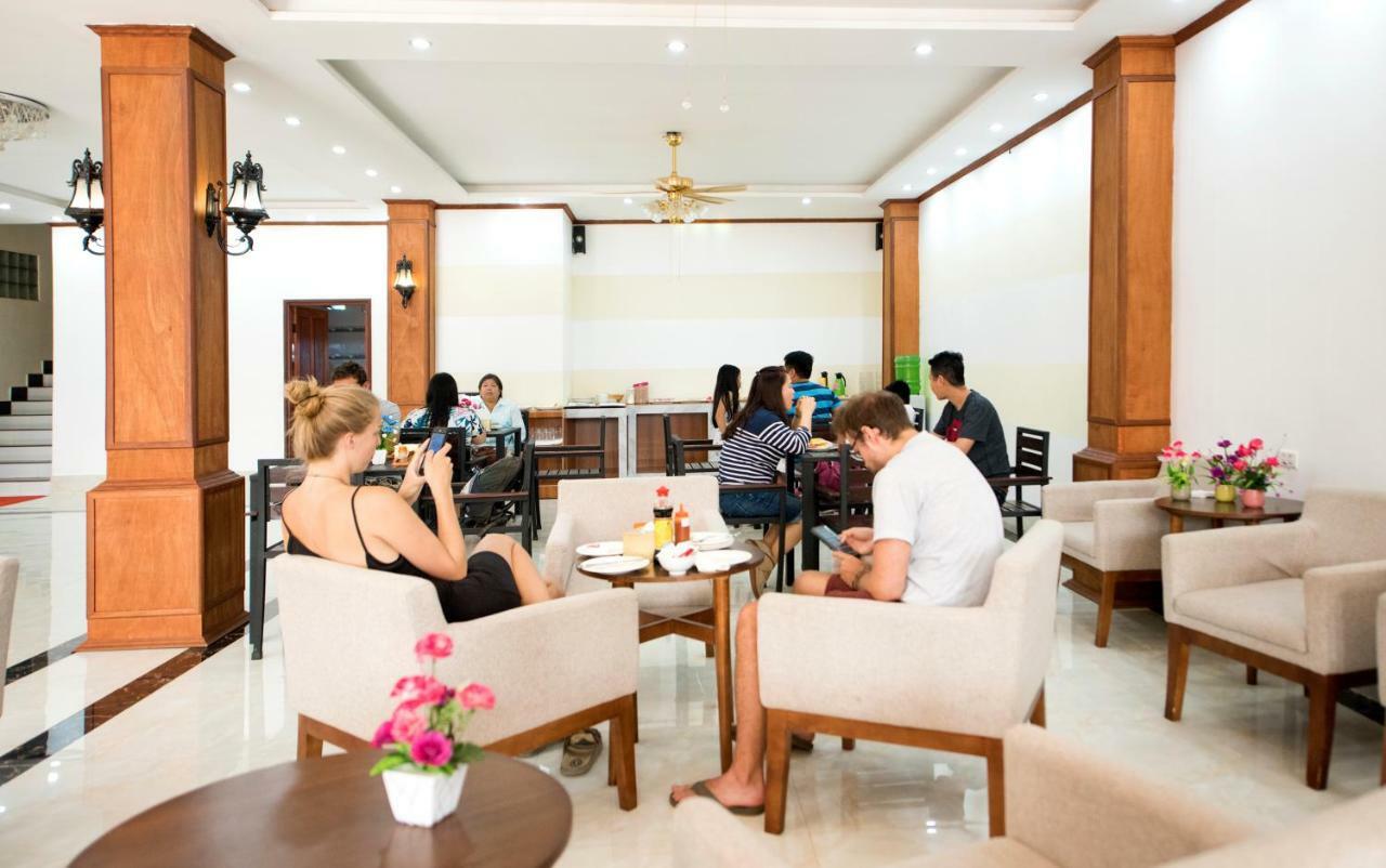 Premier Vang Vieng Hotel Экстерьер фото